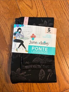 June & daisy ponte leggings.